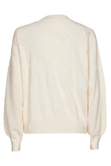 RELIEF PATTERN FINE KNIT SWEATER