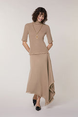 BROWN SHORT SLEEVED TURTLENECK SWEATER