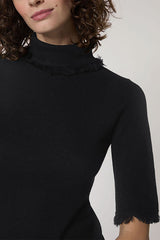 BLACK SHORT SLEEVED TURTLENECK SWEATER