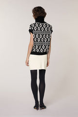 BLACK SHORT SLEEVED JACQUARD SWEATER