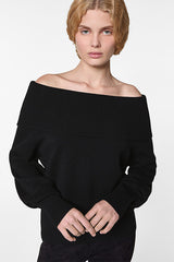 BLACK WOOL BOAT NECK SWEATER