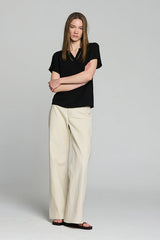 BLACK LOOSE V-NECK DETAIL TOP