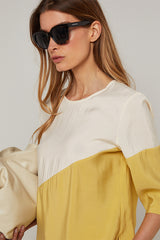 TWO TONE SHORT SLEEVE TOP