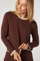 BROWN ROUND NECK KNIT SWEATER