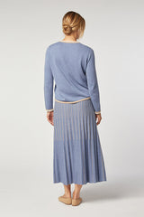 BLUE ROUND NECK KNIT SWEATER