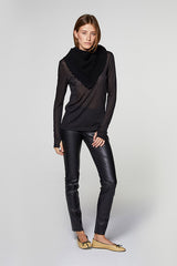 BLACK CASHMERE TRIANGLE SCARF