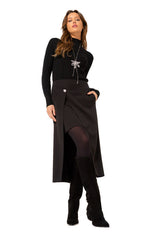 BLACK FITTED RIBBED JERSEY PULLOVER