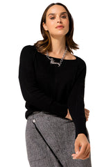BLACK SLIGHTLY FITTED PULLOVER