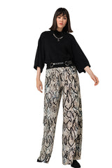 BLACK KIMONO SLEEVE SHORT PULLOVER
