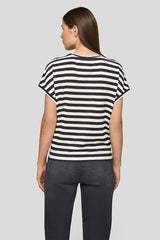 LEAF PRINT GLITTER ACCENTS T-SHIRT