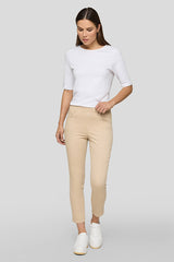 SHELL PULL ON SLIM JEANS