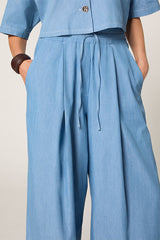 BLUE WIDE-LEG CHAMBRAY TROUSERS