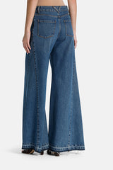 ABLATIVO BELL BOTTOM RAW HEM JEANS