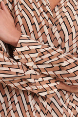 CHEVRON GEOMETRIC LONG SLEEVES PRINT BUTTON-DOWN BLOUSE
