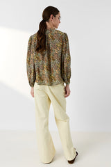 CARINNE FLOWING FLORAL BLOUSE