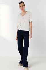 MAEVANELLE ECRU LINEN EMBROIDERY T SHIRT