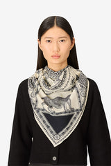 BAROCCO WOOL TRIANGLE SCARF