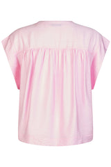 SLEEVELESS BUTTON-FRONT BLOUSE