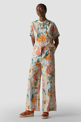 STAND-UP COLLAR ALL-OVER PRINT BLOUSE
