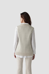 GLOSSY V-NECK SLEEVELESS SWEATER