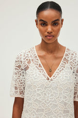 UZELEE BRODERIE ANGLAISE TOP