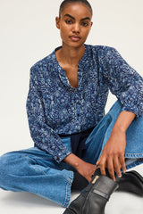 AKINA SOFT FOLIAGE PRINT BLOUSE