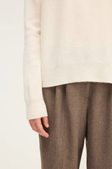 EVANA WHITE WOOL TURTLENECK SWEATER