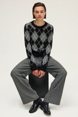 ELEANA CONTRASTING DIAMOND PATTERNS ROUND NECK SWEATER
