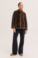 AMBA BROWN SHORT FAUX FUR COAT