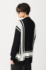 TWO-COLOR PLAID SWEATER