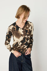 BROWN FLORAL PRINT V-NECK SWEATER