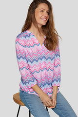 ZIGZAG PATTERN LIGHTWEIGHT BLOUSE
