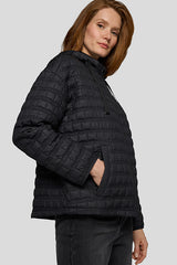 BLACK HOODED PUFFER JACKET