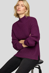 PURPLE TURTLENECK KNIT SWEATER
