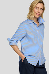 CLASSIC LIGHT BLUE BUTTON UP SHIRT