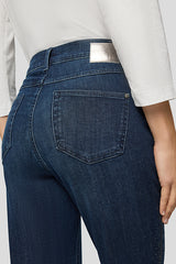 CLASSIC BLUE MEDIUM WASH JEANS