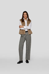 TAN FLEECE SLEEVELESS VEST