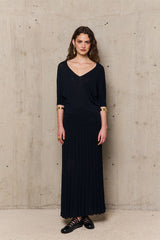 ENOLA BLACK SHORT-SLEEVED SWEATER