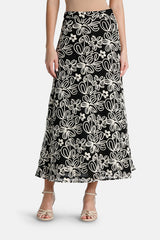 TENENTE BLACK FLORAL EMBROIDERY SKIRT