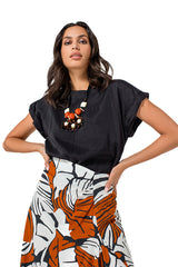 BLACK SLEEVE EFFECT STRAIGHT TOP