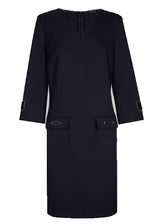 STRAIGHT-FITTING COMFORTABLE DRESS