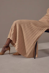 MOCHA LONG PLEATED SKIRT