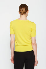 YELLOW WIDE RIBBED DETAIL SHORT-SLEEVED SWEATER