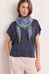 EFLEURS-PLIS PLEATED SQUARE SCARF