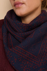 EMPRISE1927 NAVY BLUE TRIANGULAR PRINT SCARF