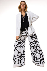 BLACK FLOUNCED SLEEVE ELEGANT BLOUSE