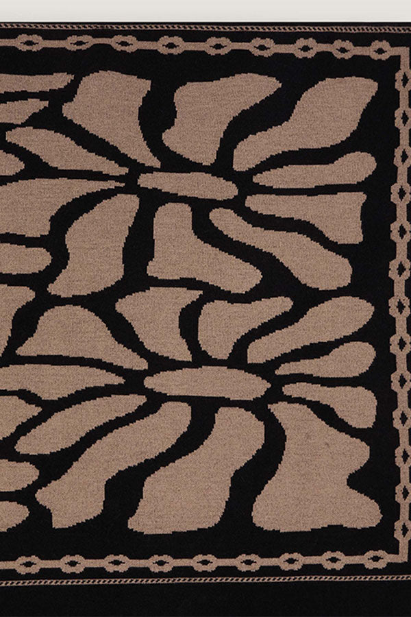 BROWN JACQUARD KNIT SCARF