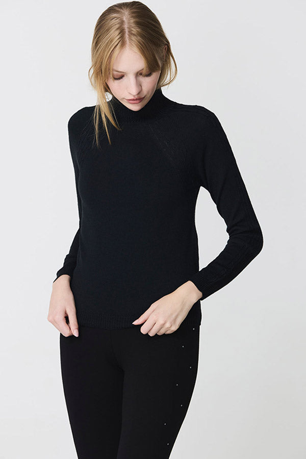 BRAIDED DETAIL BLACK SWEATER