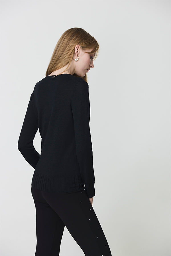 BASIC WIDE RIB BLACK V-NECK SWEATER