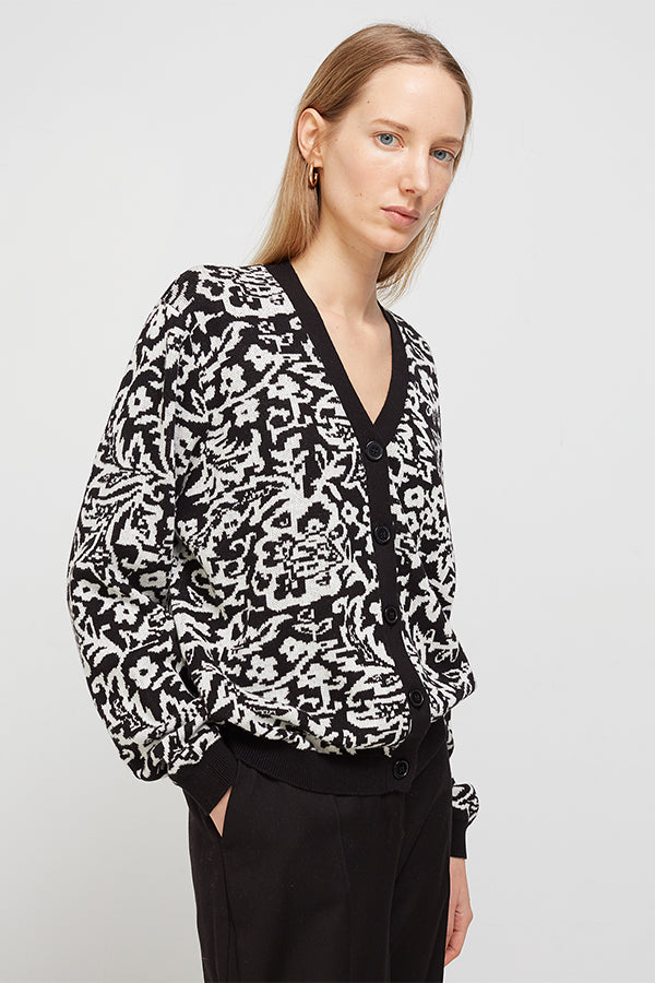 FLORAL JAQUARD CARDIGAN